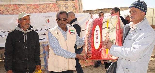 «خليفة الإنسانية» توزع مساعدات في تونس. وام