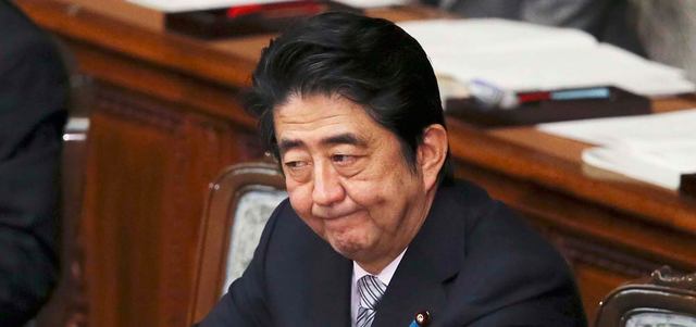 شينزو أبي: اليابان ستستخدم جميع السبل الممكنة للإفراج عن الرهينة الياباني كينجي غوتو المحتجز لدى «داعش». أ.ب