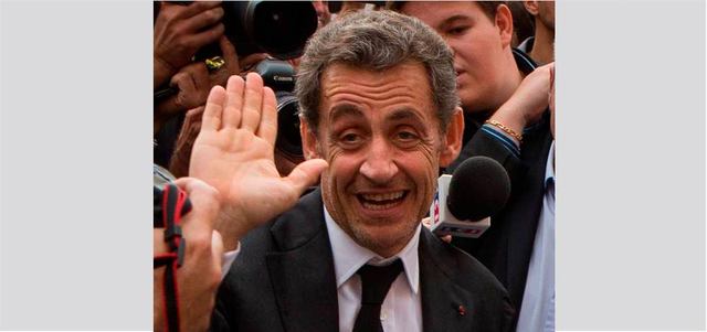 ساركوزي يعمل في مكتب فاخر وسط العاصمة الفرنسية. غيتي