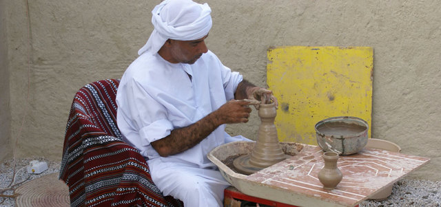 «الملتقى» يسعى إلى إحياء التراث في نفوس أبناء الدولة تكريماً لمسيرة الآباء والأجداد. أرشيفية