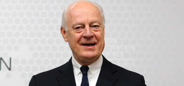 بعثة من مكتب دي ميستورا تزور حلب لتقييم الوضع على الأرض والتأكد، تمهيداً لإعلان تجميد القتال المقترح، من زيادة المساعدات الإنسانية في المدينة. أ.ب