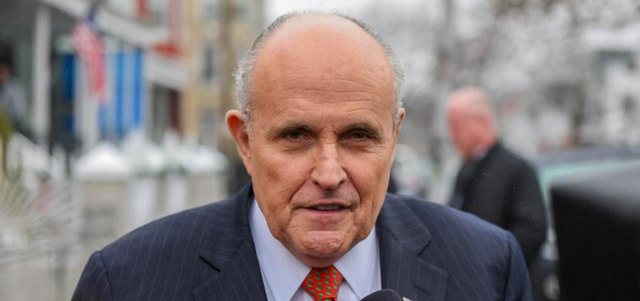 جيلاني شكّك في وطنية أوباما الشهر الماضي. أرشيفية