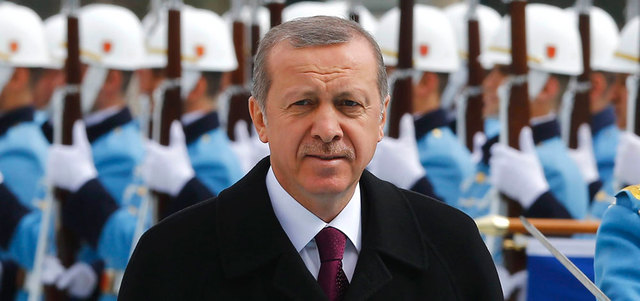 أردوغان متهم بإهانة الإبداع.