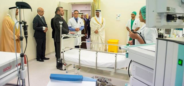 محمد السادس ومحمد بن زايد يفتتحان مستشفى الشيخ خليفة بالدار البيضاء. وام
