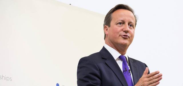 التلاشي البريطاني دولياً تسارع عام 2013 عندما فشل في الحصول على أصوات أعضاء البرلمان للمشاركة في ضربات جوية تنفذها الولايات المتحدة على سورية. إي.بي.إيه