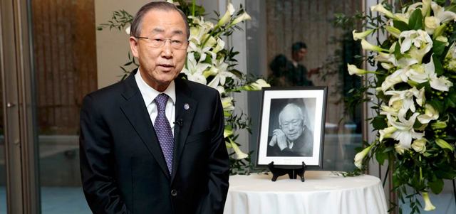 بان كي مون: الحكومة السورية لم ترد على كثير من طلبات إرسال المساعدات.. وقوات الأمن تصادر الإمدادات الجراحية من قوافل المساعدات. إي.بي.إيه