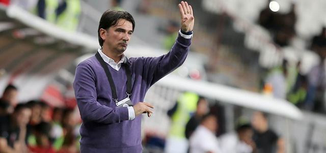 مدرب العين زلاتكو.  تصوير: إريك أرازاس