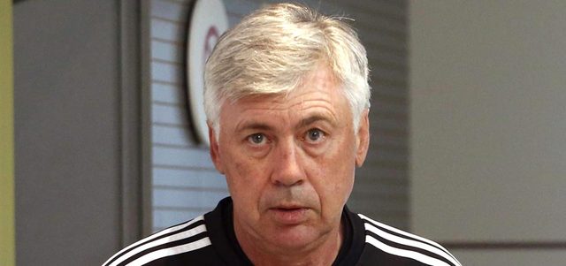 أنشيلوتي حائر بين لاعبيه في منطقة الوسط.  أ.ف.ب