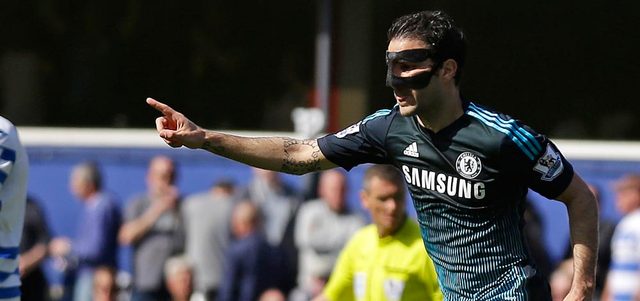 فابريغاس سجل هدف الفوز  في الوقت القاتل.  أ.ب