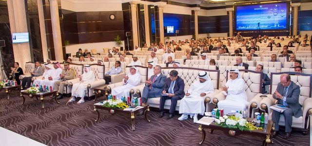 جانب من الحضور في مركز الإمارات للدراسات والبحوث الاستراتيجية بأبوظبي. من المصدر