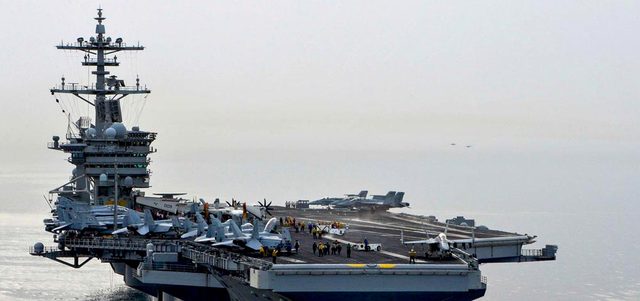 حاملة طائرات أميركية باتجاه اليمن لحماية الطرق البحرية الحيوية في المنطقة.   رويترز
