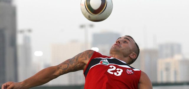 كانافارو لعب سابقاً للأهلي وعمل مساعد مدرب ومستشاراً فنياً للنادي قبل الانتقال لتدريب غوانزهو الصيني. أرشيفية