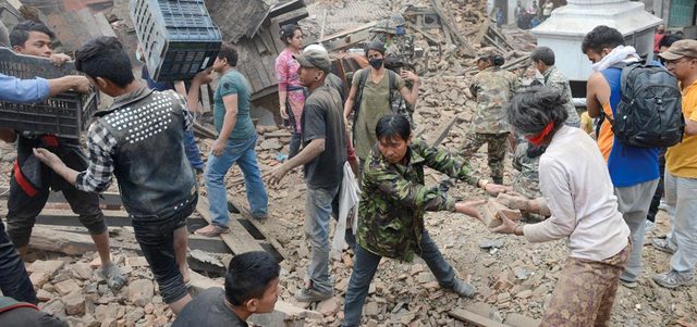 حكومة نيبال أعلنت حالة الطوارئ في المناطق المتضررة من الزلزال. أ.ف.ب