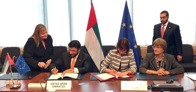 الإمارات تعدّ بذلك أول دولة عربية تحظى بالإعفاء من تأشيرة الدخول إلى دول منطقة &laquo;شنغن&raquo;. وام