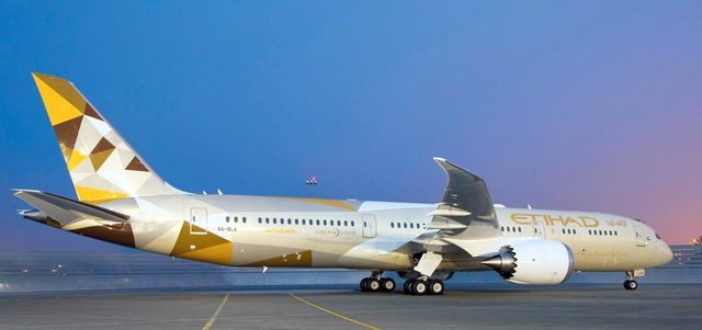 «الاتحاد للطيران» توفر 28.1 ألف مقعد أسبوعياً إلى أميركا. الإمارات اليوم