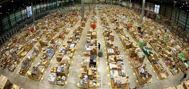 «أمازون» تتحكم في 70% من سوق الكتب الإلكترونية في السوق الأميركية. أرشيفية