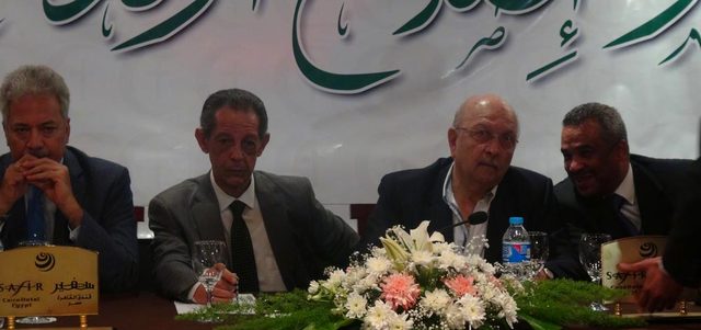 أزمة الوفد تستفحل وسط تجاذبات بين &laquo;الإصلاحيين&raquo; وما يعرف بـ &laquo;الحرس القديم&raquo;. الإمارات اليوم