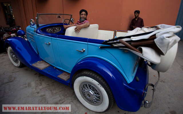 محسن إكرام..رئيس ومالك نادي باكستان للسيارات الكلاسيكية