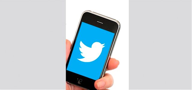 «يوتوبيا» تتيح «فيس بوك» و«تويتر» دون الاتصال بشبكة الإنترنت. أرشيفية