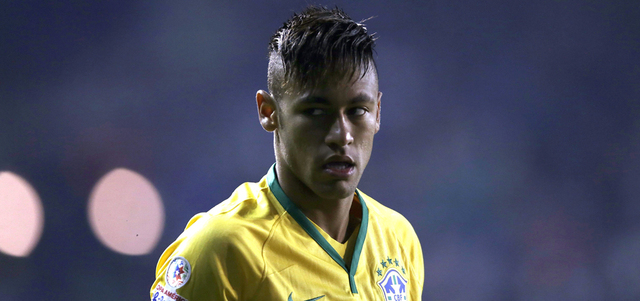 نيمار نجح في إعادة البرازيل إلى سكة الانتصارات ويأمل تخطي عقبة كولومبيا. إي.بي.إيه