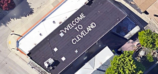 الترحيب فوق منزل غوبن.  أرشيفية