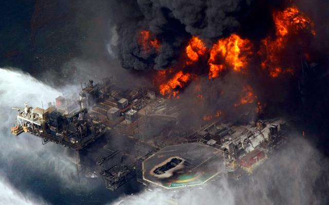 "بريتش بتروليوم" توافق على دفع نحو 19 مليار دولار إضافية في "كارثة خليج المكسيك". وكالات