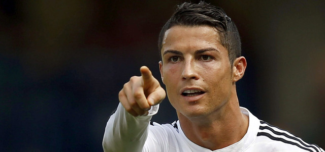 رونالدو نال جائزة هداف الدوري الإسباني للموسم الثاني على التوالي وسجل 66 هدفاً لريال مدريد ومنتخب بلاده الموسم الماضي. إي.بي.إيه