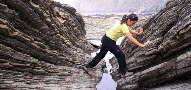 يمرّ طريق التجول الساحلي فليش عبر العديد من المناظر الطبيعية التي تبدو مصطنعة.  د.ب.أ