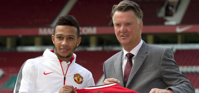 الهولندي ممفيس ديباي كلف يونايتد 25 مليون جنيه إسترليني للتعاقد معه.

أ.ف.ب