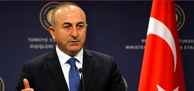 وزير الخارجية التركي مولود جاويش أوغلو أكد أهمية الإقدام على خطوات من أجل حلّ سياسي في سورية من دون الأسد. أرشيفية