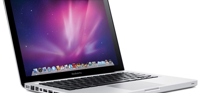 «ماك بوك» من «أبل» نما بشكل أسرع من قطاع أجهزة الكمبيوتر الشخصية. أرشيفية