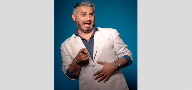 من الأسماء التي حققت نجاحاً واسعاً على «يوتيوب» الفنان الكوميدي بدر صالح، الذي يعدّ أول فنان، من منطقة الشرق الأوسط، يحصل على جائزة «الزر الذهبي» من «يوتيوب» عن برنامجه «إيش اللي»، الذي يقدمه مع مجموعة من الفنانين الشباب، ومنهم الفنان رضوان الريمي الذي يعد إلى جانب التمثيل، أحد الكتاب الرئيسين للبرنامج، والفنانان أسامة سالمين وشاكر الشريف، العقلان المدبران للموسم الحالي من البرنامج. من المصدر