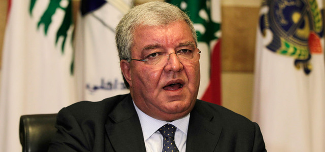 وزير الداخلية نهاد المشنوق شدد على حماية المتظاهرين، واحترام حرية التعبير. أ.ب