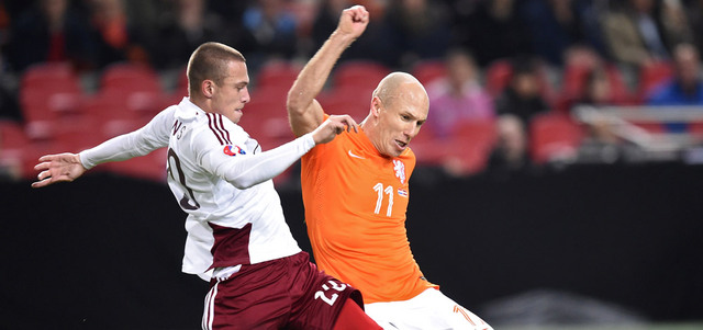 هولندا عانت من النتائج السلبية في تصفيات كأس أوروبا 2016. غيتي