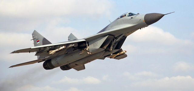 تقول تقارير استخباراتية إن طائرات حربية روسية وصلت أو في طريقها إلى سورية. أرشيفية