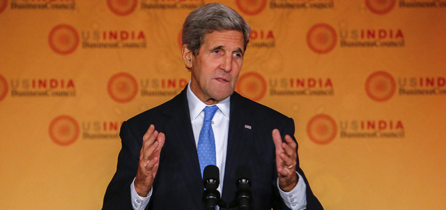 جون كيري: الدعم الروسي للأسد قد يفضي إلى تصعيد الصراع وفقد المزيد من الأرواح البريئة وزيادة تدفق اللاجئين. إي.بي.إيه