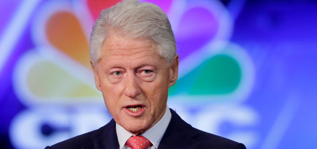 كلينتون صاحب ثروة. أرشيفية