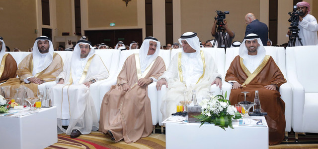 سعود بن صقر أكّد خلال الملتقى أن تعزيز الابتكار يسهم في تطوير الكوادر الوطنية.    من المصدر