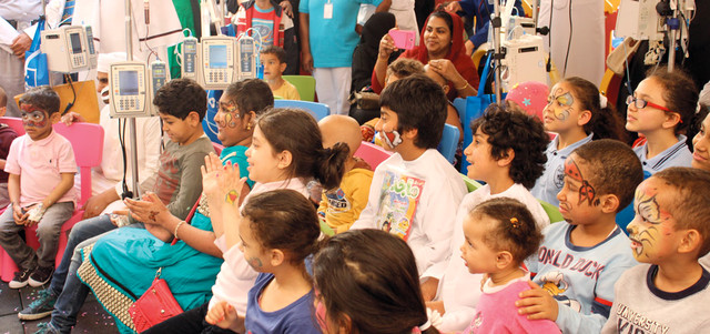 مبادرة «أنا بطل» هدفت إلى إبراز أهمية الطاقة الإيجابية لدى الأطفال في مكافحة السرطان. الإمارات اليوم