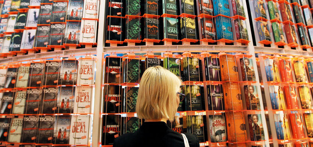 يشارك في هذا المعرض الذي يعتبر الأكبر والأهم في العالم أكثر من 7000 جهة عرض من نحو 100 دولة.  يو.بي.آي