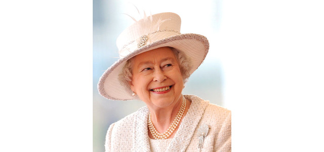 الملكة إليزابيث تلقت العديد من الهدايا خلال حكمها الذي امتد قرابة 60 عاماً.  غيتي