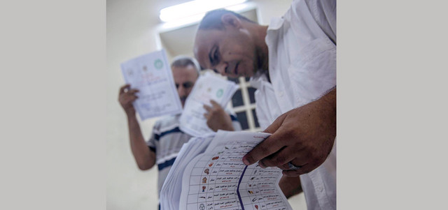 حزب النور لم يحصل على أي صوت  في المستقلين وينتظر نتيجة القوائم. أ.ف.ب