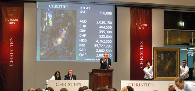 ليست المرة الأولى التي تتصدر فيها لوحات المصري محمود سعيد مبيعات «كريستيز»، فبعد لوحة «فلاحة في العلمين»، التي تصدرت المزاد العام الماضي، تتصدر اليوم «السمراء ذات الأساور» مبيعات المزاد، وهي اللوحة التي تعود لعام 1926. تصوير: آشوك فيرما