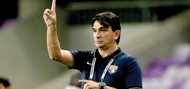 مدرب العين زلاتكو. تصوير: إريك أرازاس