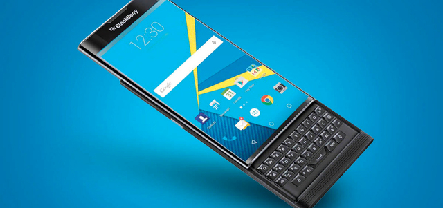 «بلاك بيري» تواجه تحدياً في إقناع المستهلكين والشركات بشراء هاتفها «بريف» بسعر مرتفع. أرشيفية