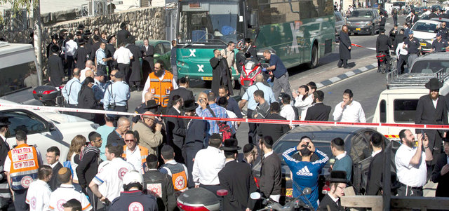 موقع حادث طعن حيث هاجم فلسطيني إحدى الإسرائيليات في القدس المحتلة.  إي.بي.إيه
