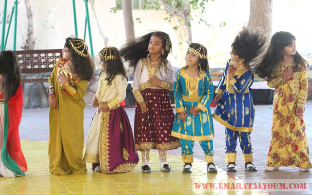 #يوم_الشهيد ..فريق عمل جمعية سواعد الخير يزور مدرسة سالم سهيل أول شهيد إماراتي