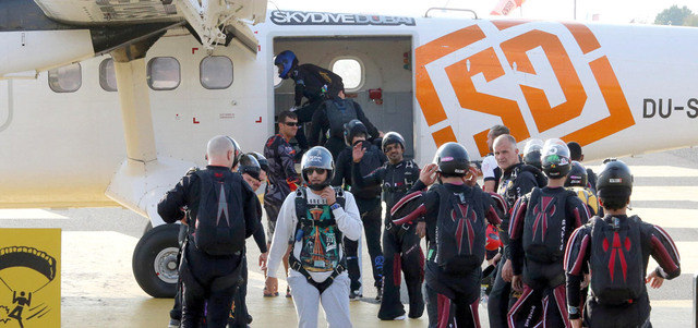 نخبة من الطيارين العالميين سيشاركون في الحدث الكبير. تصوير: أسامة أبوغانم