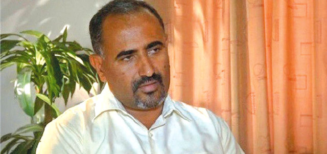 المحافظ عيدروس الزبيدي.