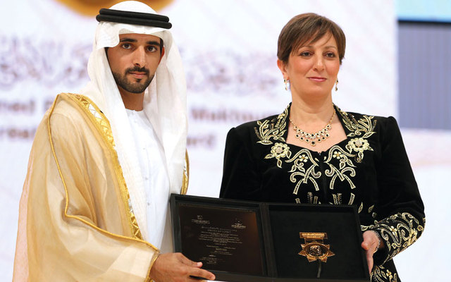 ..ويكرّم خيرة سيدي يعقوب.